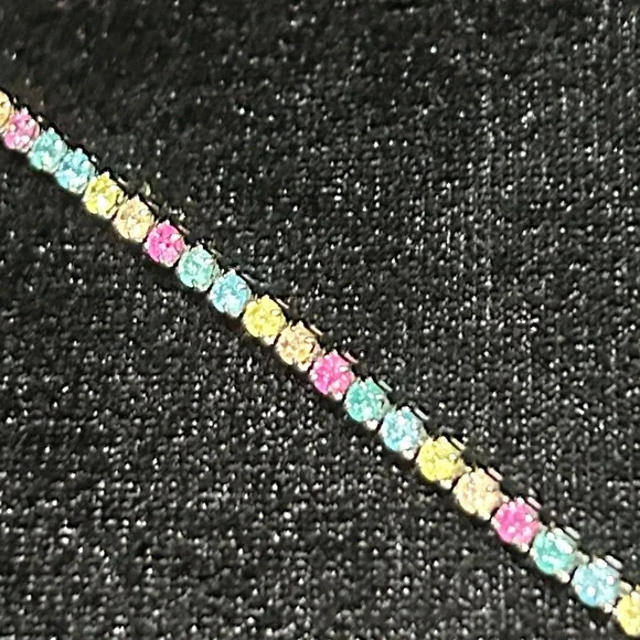 New multicolored necklace - Hypoallergenic Water resistant - Picture 4 of 8